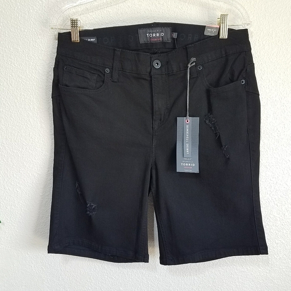 Torrid Bermuda Jean Shorts - Picture 1 of 9
